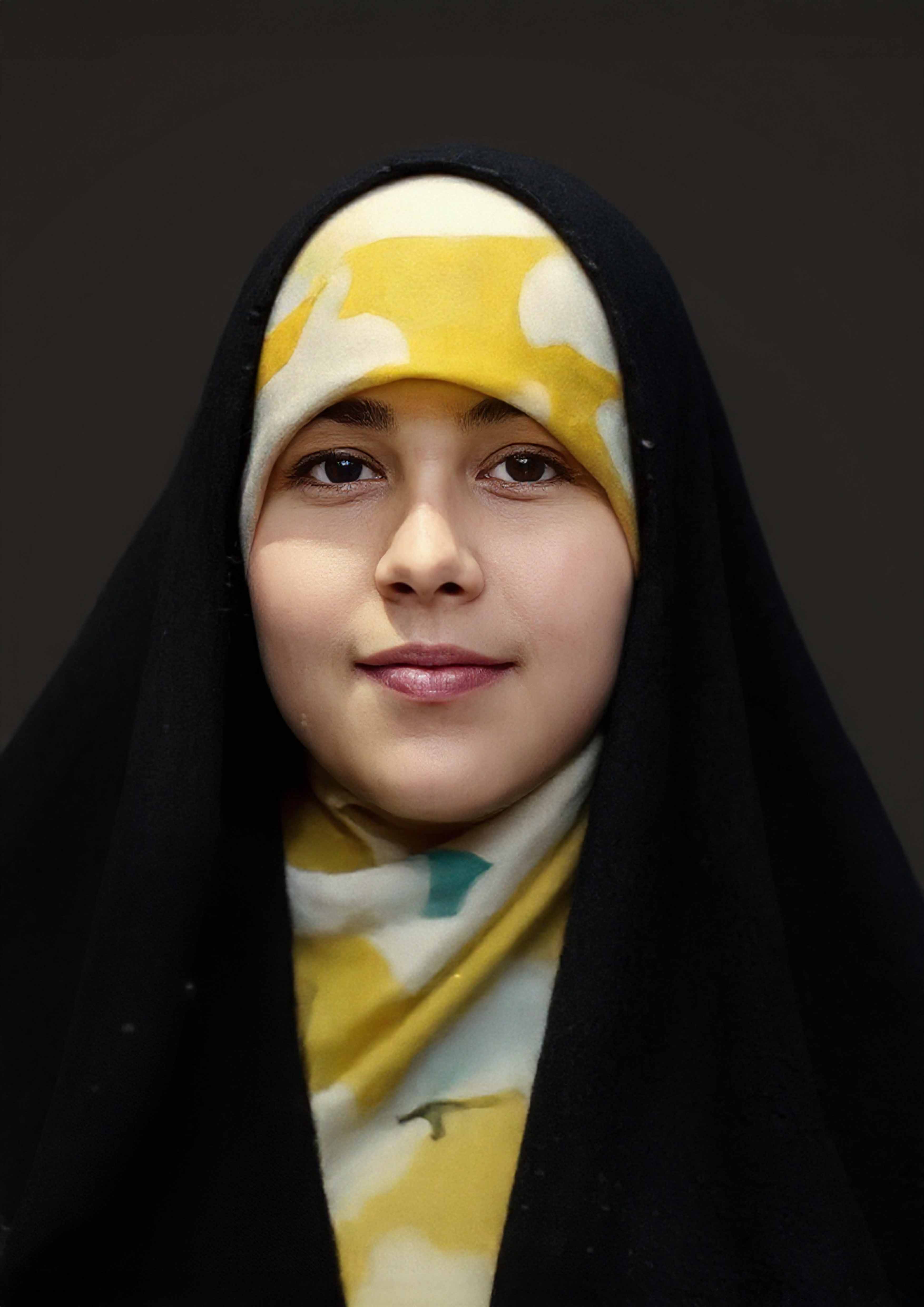 تصویر باکیفیت شهیده ریحانه سادات ساداتی ارمکی